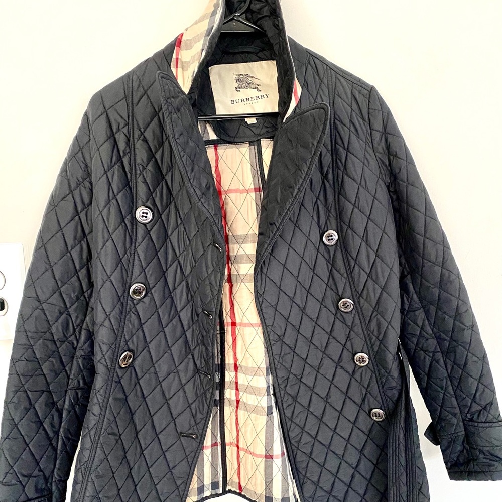 Burberry jacket / like new !